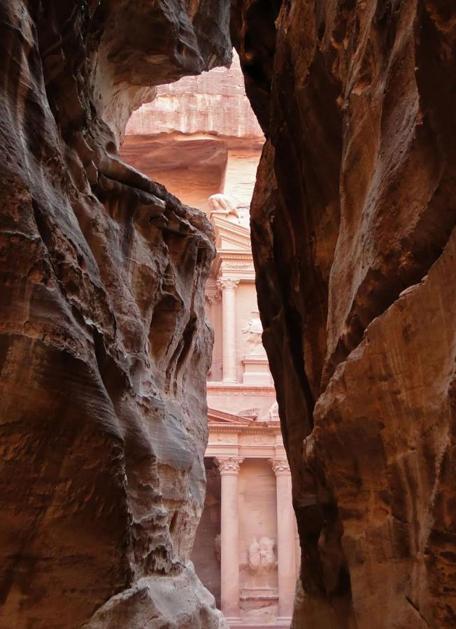 Little Petra Heritage Village 와디무사 외부 사진