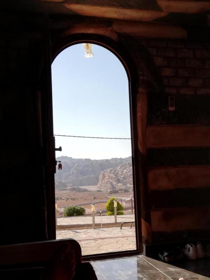 Little Petra Heritage Village 와디무사 외부 사진