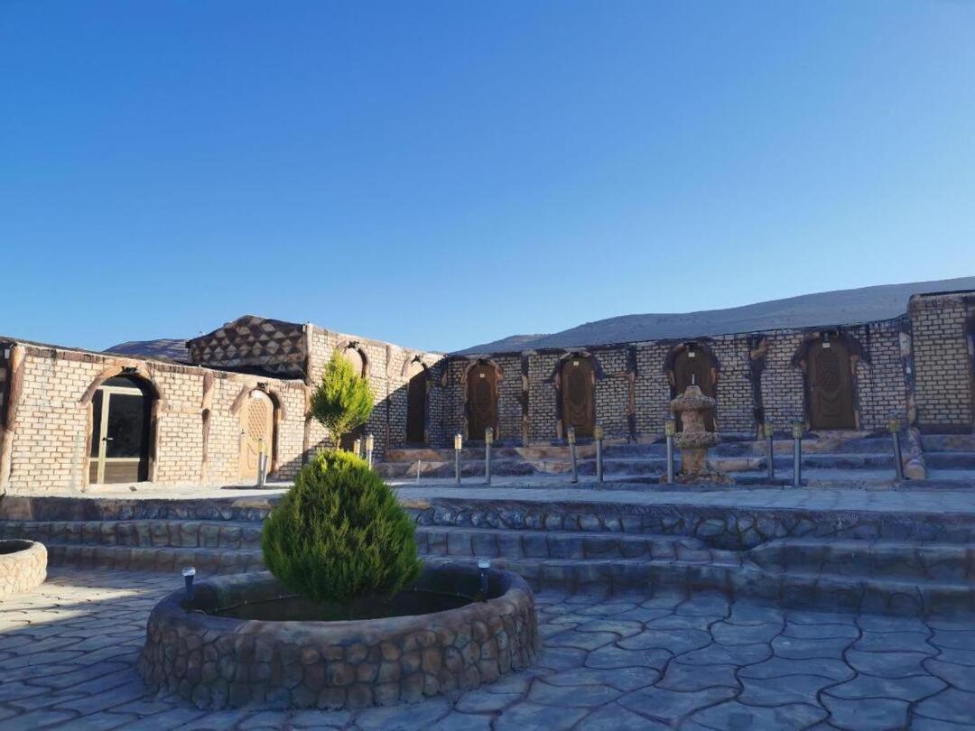Little Petra Heritage Village 와디무사 외부 사진